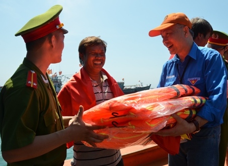 Fishermen continue to be assisted in offshore fishing
